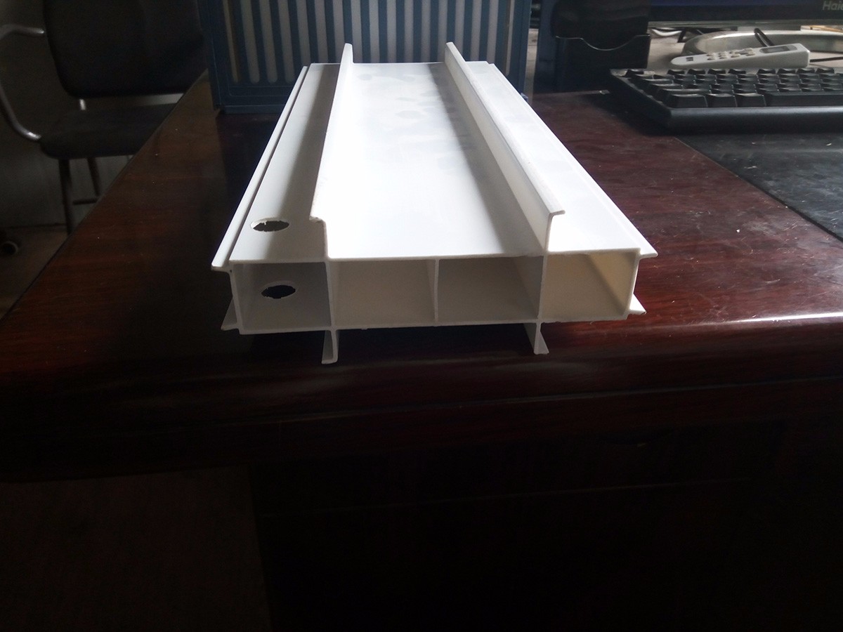 丽江立面拉缝板 (1)150MM宽拉缝板